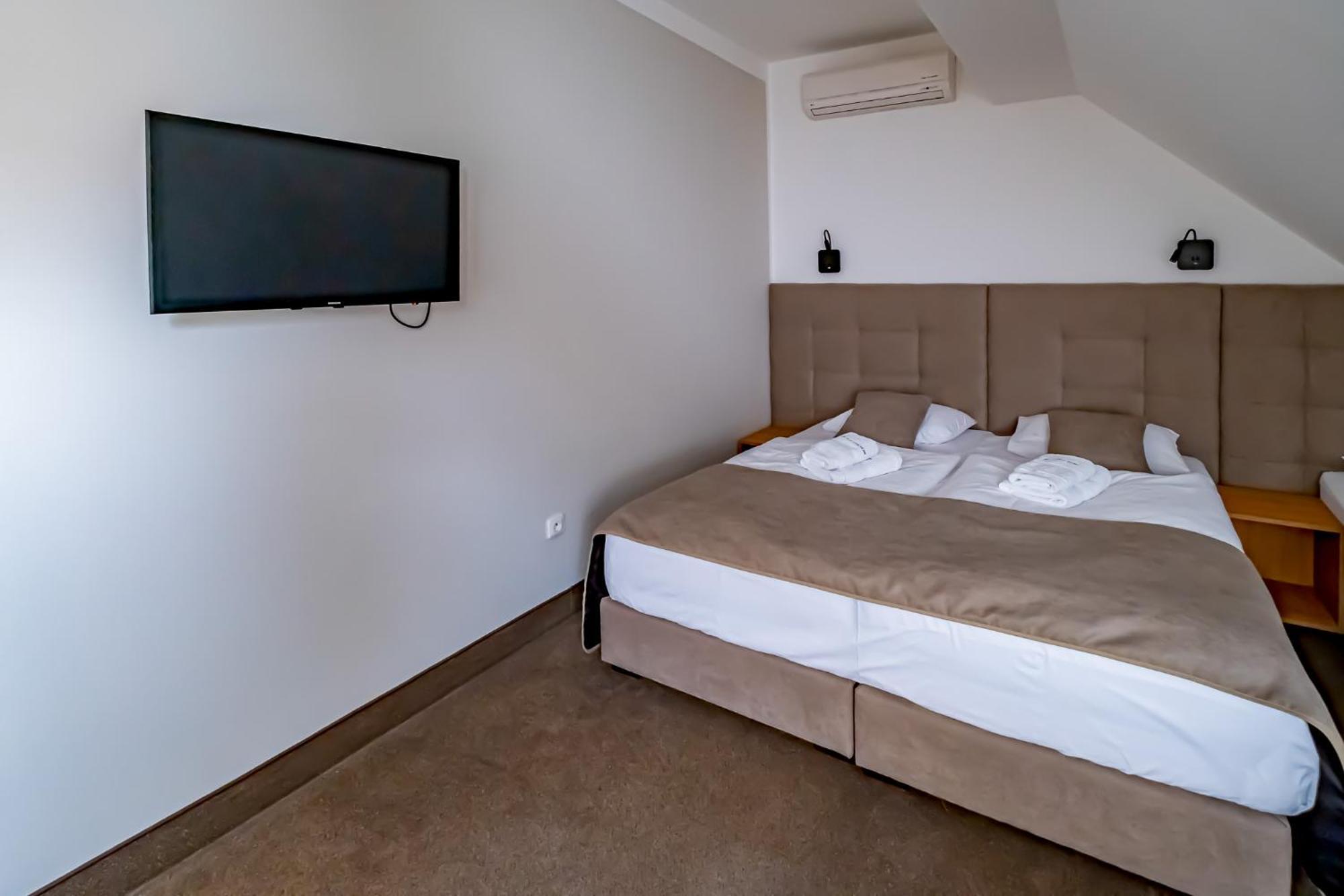 Relax Hotel Stork Lednice Exterior foto